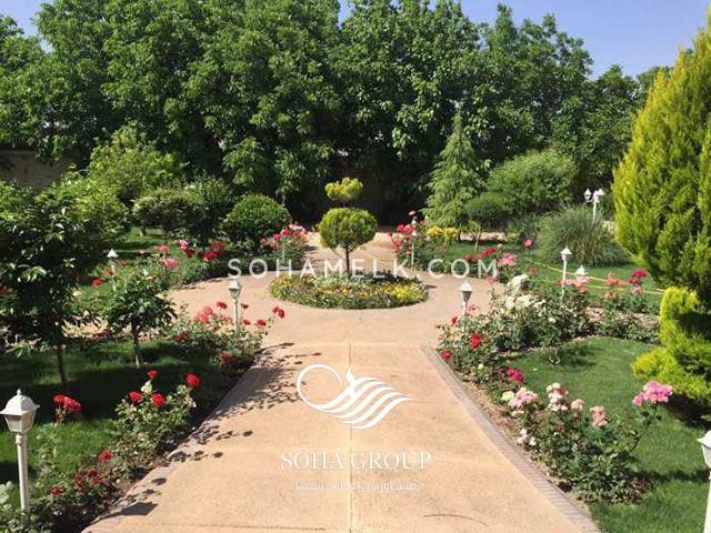 2400متر باغ ویلا با معماری سنتی در صفادشت ملارد 