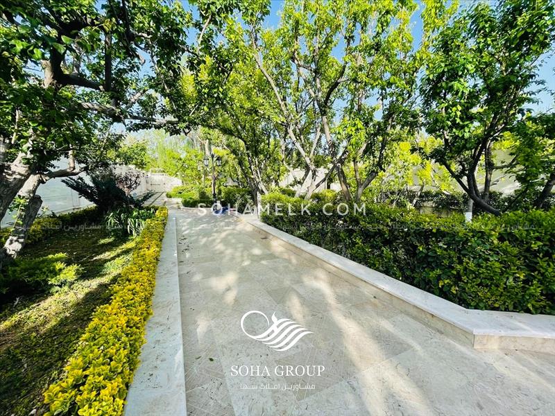 1400متر باغ ویلای فوق العاده زیبا با طراحی  کلاسیک در شهریار
