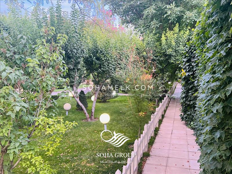 1600متر باغ ویلا فوق العاده زیبا و چشمگیر در لم آباد ملارد