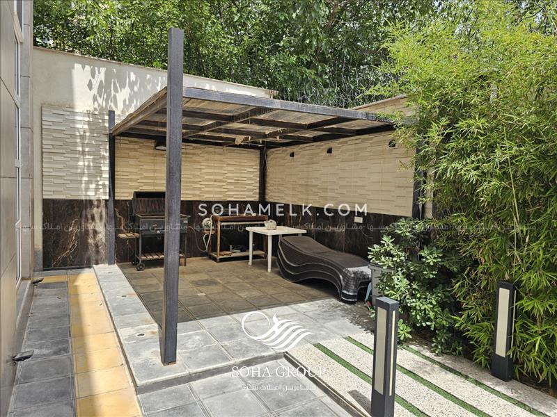 940 متر باغ ویلای بسیار لوکس و زیبا در فردیس کرج