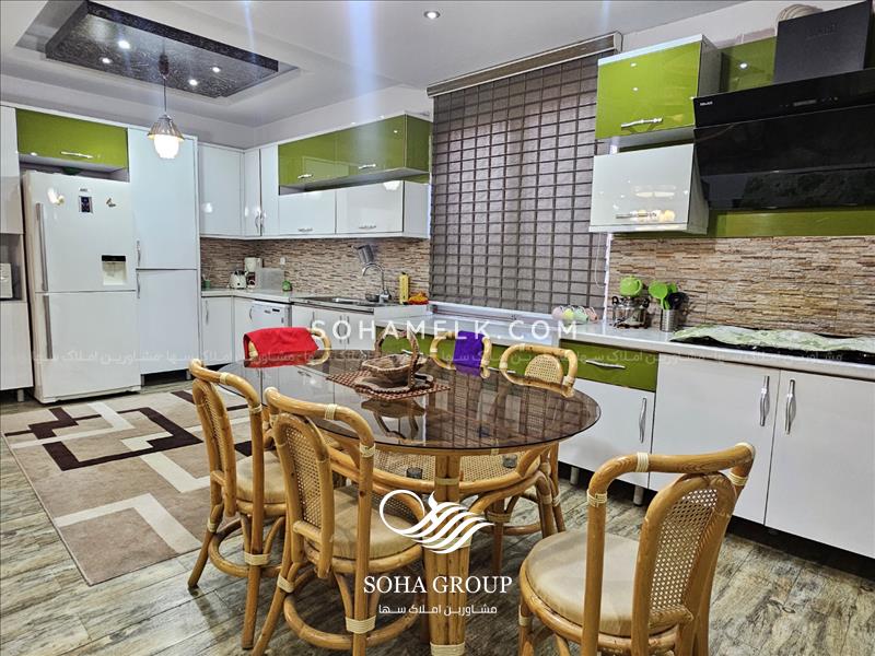 1050 متر باغ ویلای فوق العاده زیبا در کردزار شهریار