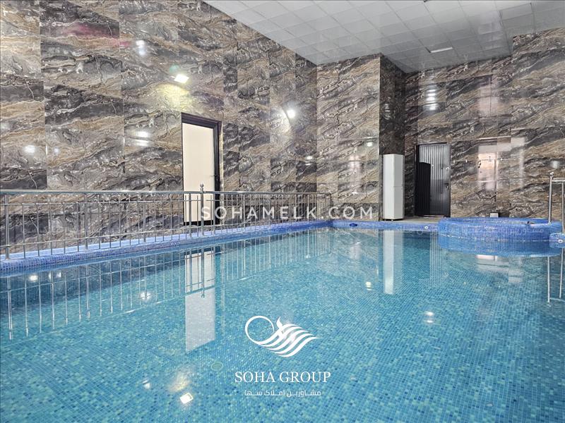 1000 متر باغ ویلای لوکس و کلاسیک در منطقه شهریار