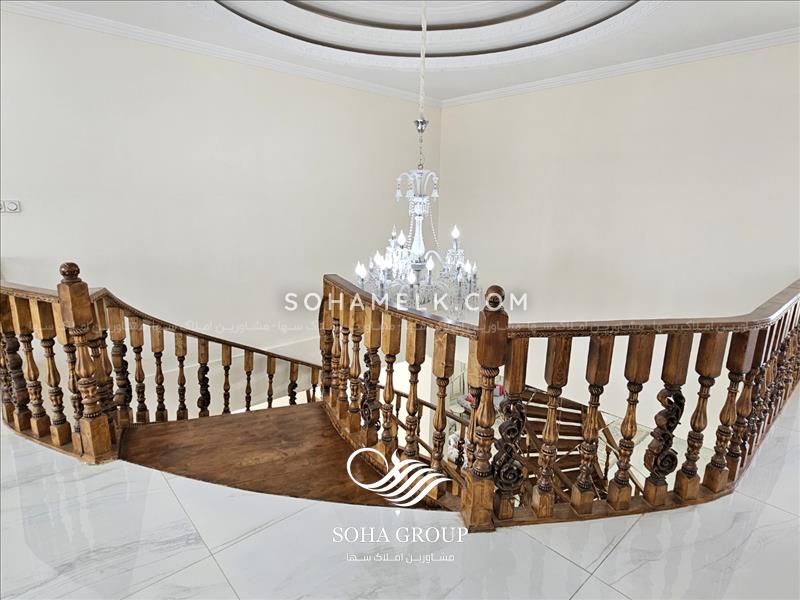 1000 متر باغ ویلای لوکس و کلاسیک در منطقه شهریار