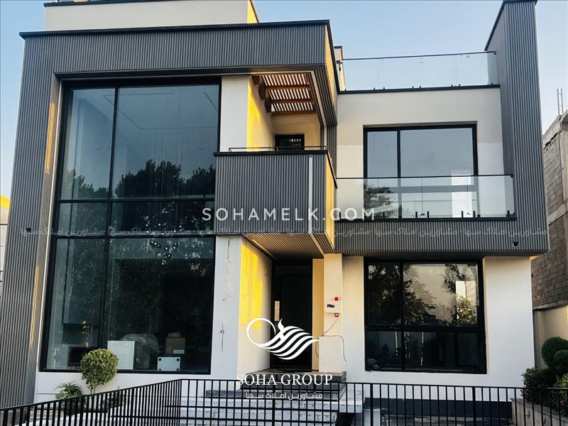 900 متر باغ‌ویلای لوکس در ملارد ویلای شمالی