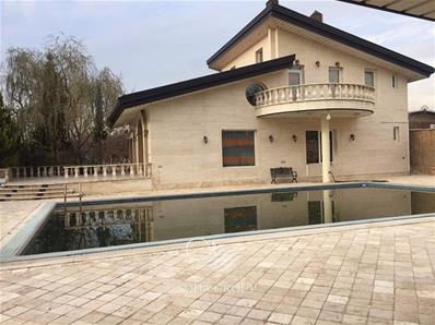 ٥٠٠٠ متر باغ ويلا