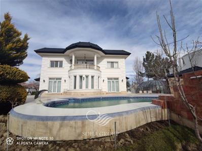 فروش باغ ویلای  لوکس و تریبلکس در شهرک ویلای زیبادشت شمالی 