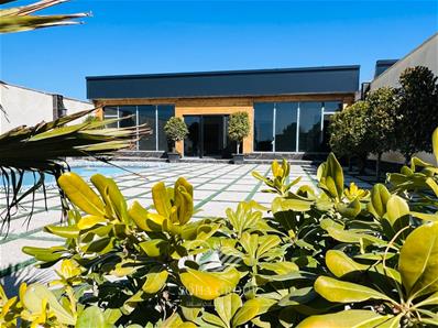 750متر باغ ویلا مدرن و شیک در ملاردویلای جنوبی