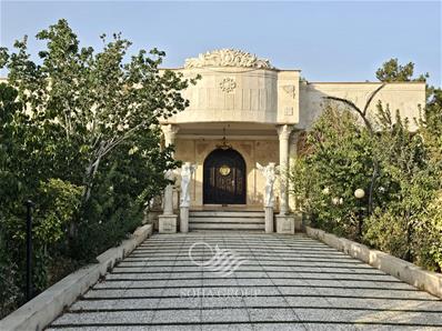 1500 متر باغ‌ویلا ، 300 متر ویلای 2 خواب با سالن بزرگ ، استخر سرپوشیده 4 فصل ، انشعابات قانونی ، سند تک‌برگ عرصه و عیان ، نامه از جهاد کشاورزی واقع در منطقه لم‌آباد